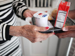 Meals on Wheels Atlanta creates pet pantry